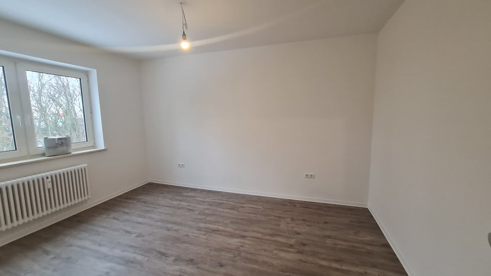Ihre neue Wohnung: individuelle sanierte 2-Zimmer-Wohnung in Hafennähe (Single-Wohnung!) - Foto 2