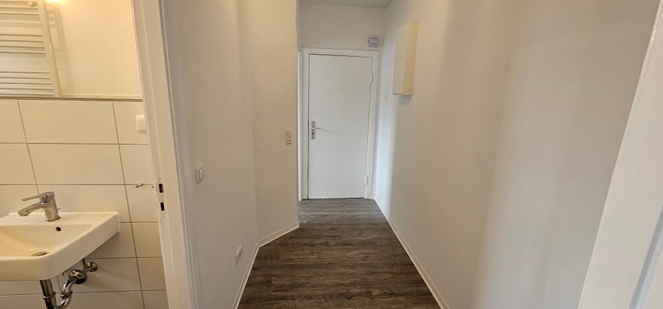 Hier hat jeder Platz: günstig geschnittene 2-Zi.-Wohnung frisch saniert - Photo 1