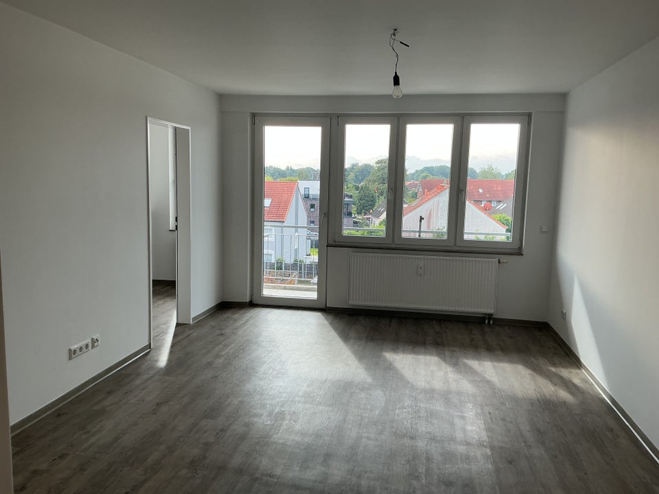 Attraktiv! Gemütliches Nest unter dem Dach - Foto 1