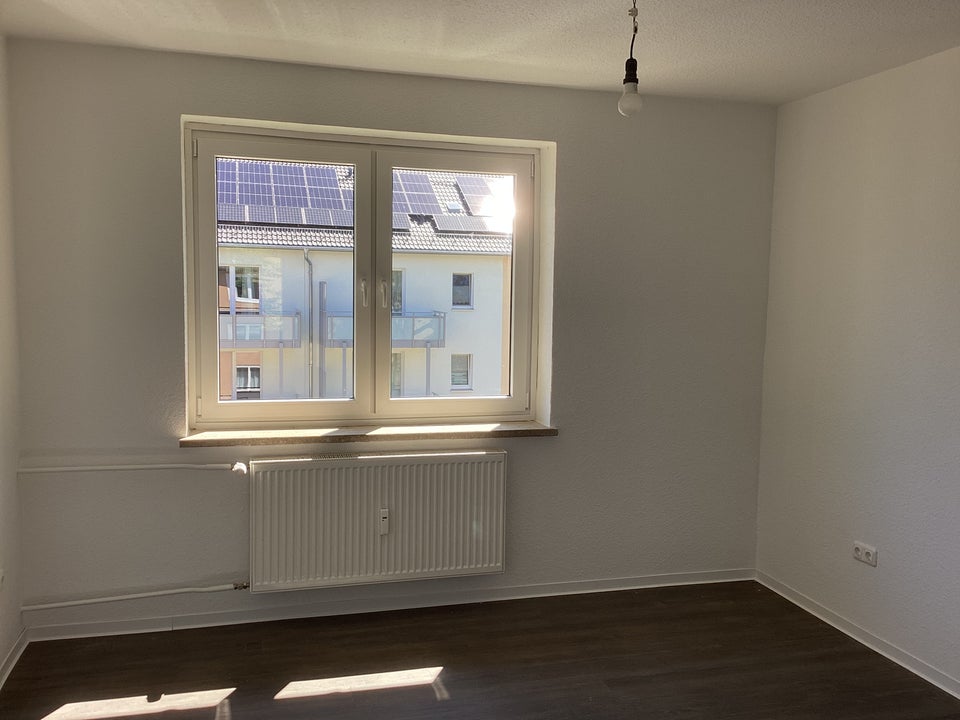 Schöner Wohnen in dieser interessanten 3-Zimmer-Wohnung mit Balkon - Photo 1