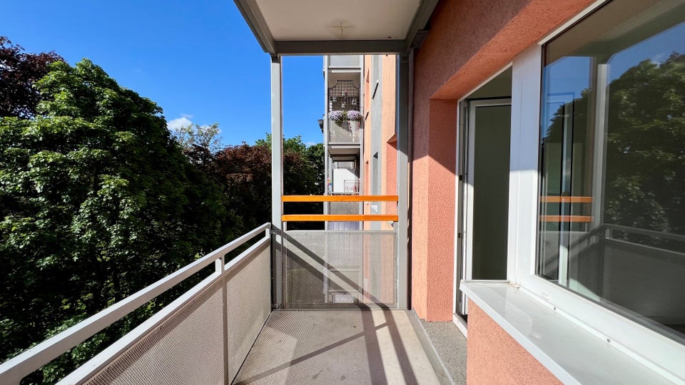 Familienfreundliche 3-Zimmerwohnung mit Balkon und Aufzug! - Foto 3
