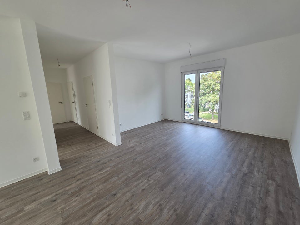Erstbezug nach Neubau-helle 3-Zimmer-Wohnung! - Photo 2