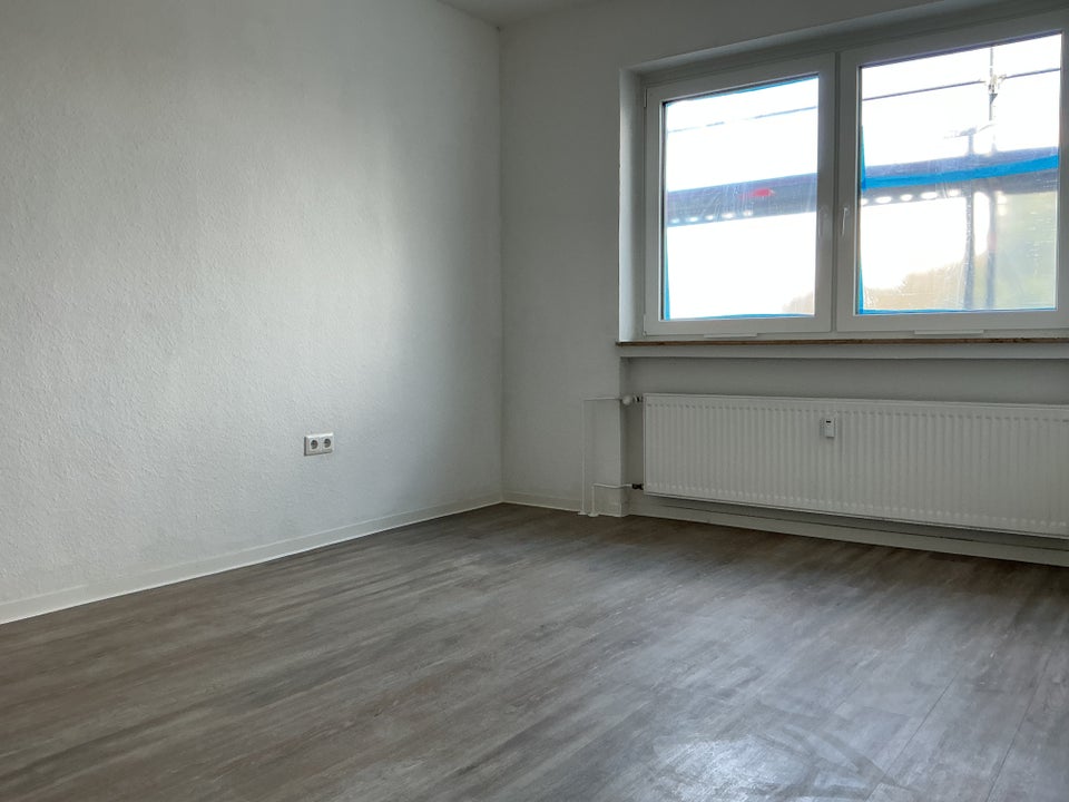 Charmante 3-Raum-Wohnung mit tollem Balkon! Wir modernisieren für Sie! - Foto 5