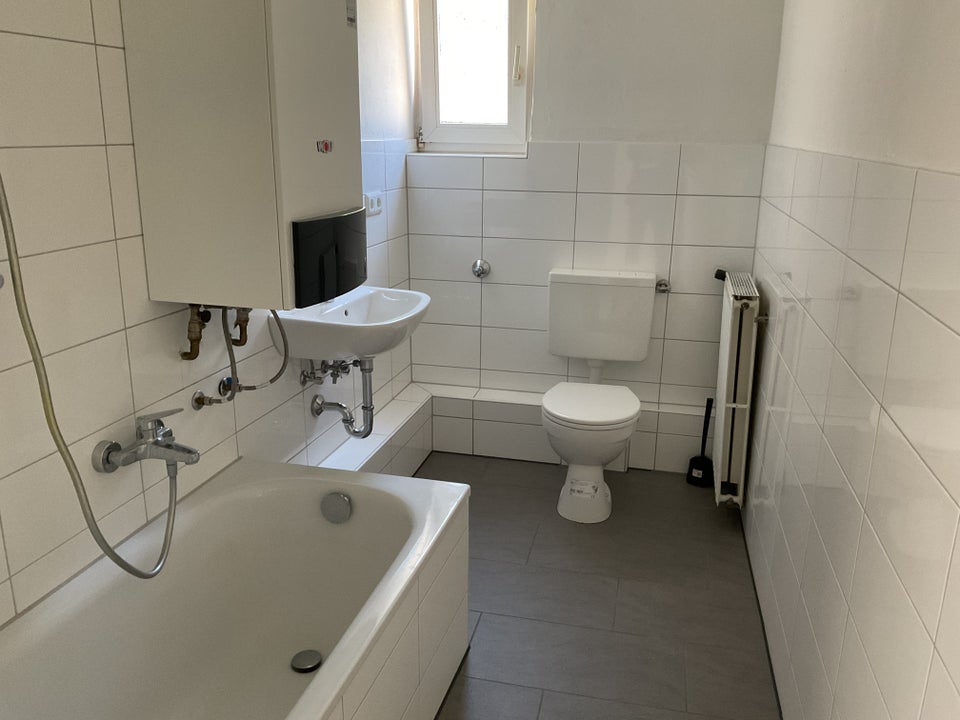 Schöner Wohnen in dieser günstig geschnittenen 3-Zi.-Wohnung - Photo 5