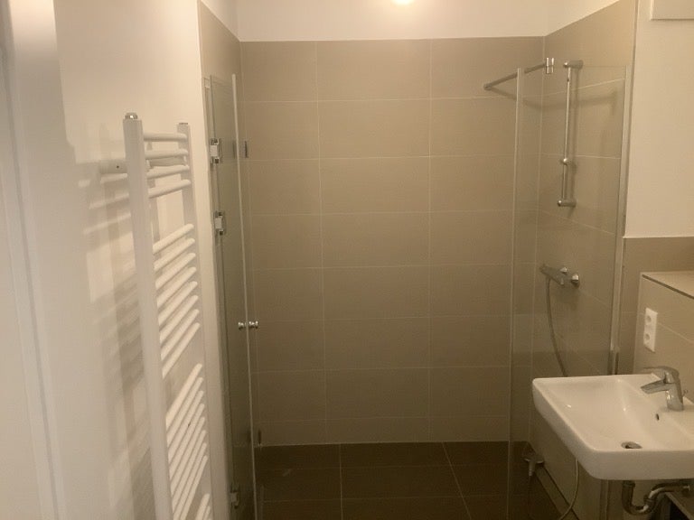 Wohnglück: moderne 2-Raum-Wohnung mit EBK - Foto 4