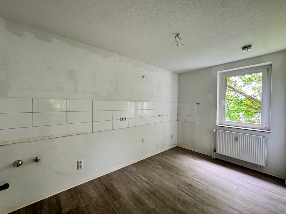 großzügige 3-Zimmer-Wohnung in schöner Lage - Foto 2