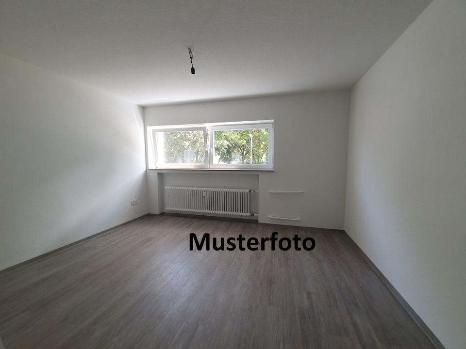 Hier fühlen Sie sich wohl: 2-Zi.-Wohnung in zentraler Lage - Photo 2