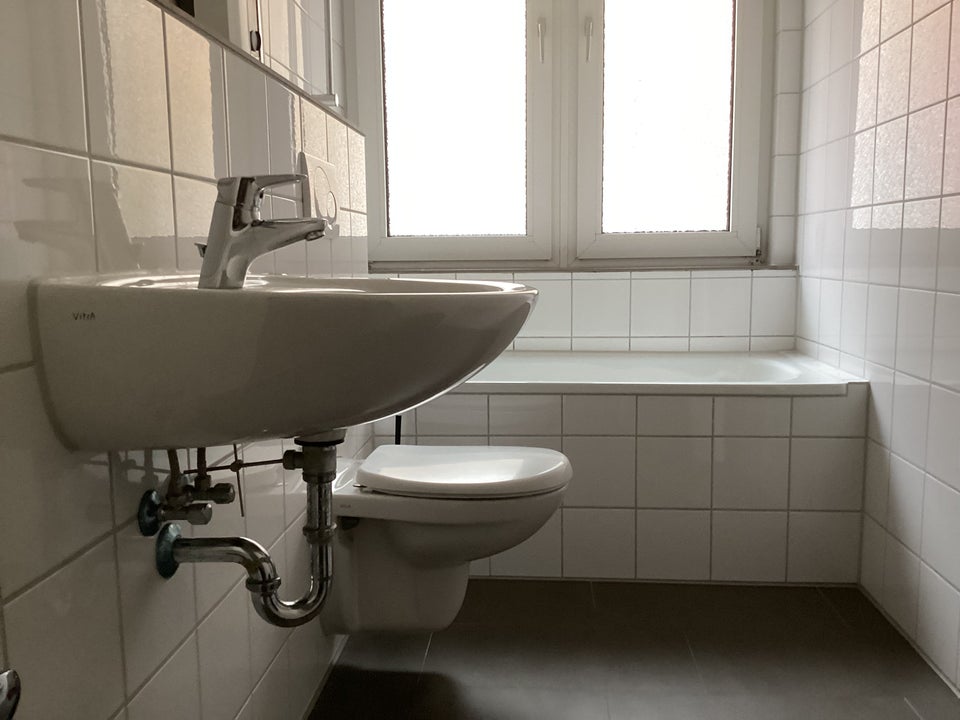 Ruhige City-Wohnung mit 75,54 m² Wohnfläche im Hinterhaus - Photo 5
