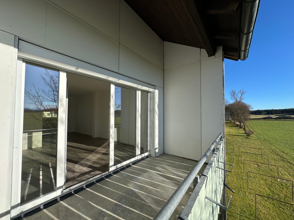 2. OG / 3,5 Zimmer mit Balkon (frisch saniert) ab Mai - Foto 3