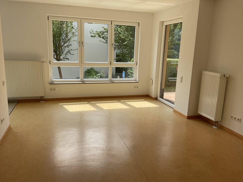 Seniorenwohnung 60+ Gepflegte 2-Zimmer-Wohnung mit Terrasse in gepflegter Anlage - Foto 1