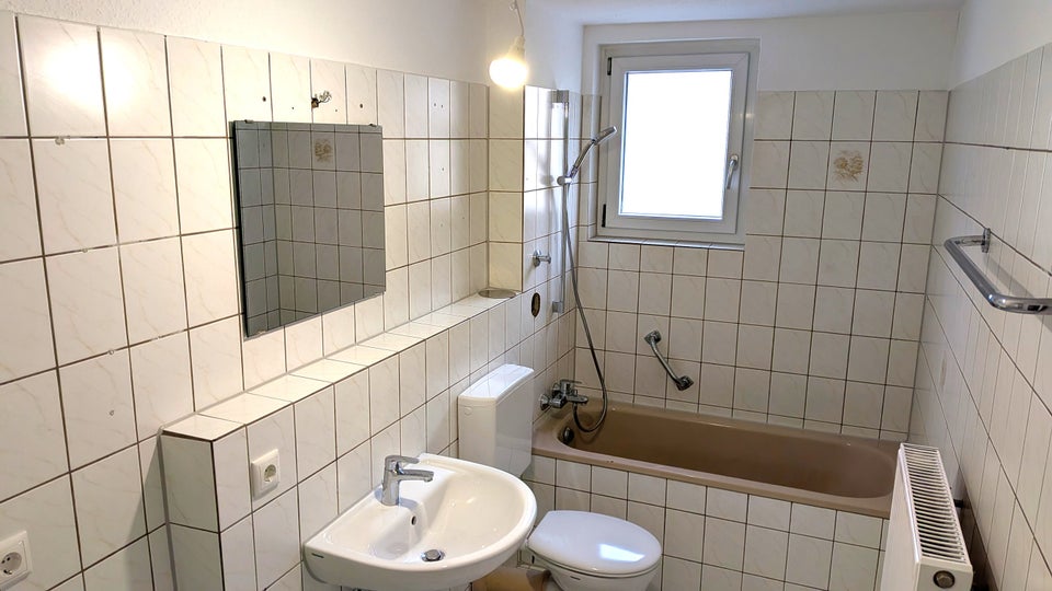 Renoviert & teilsaniert, schöne Whg. sucht Familie - Photo 4