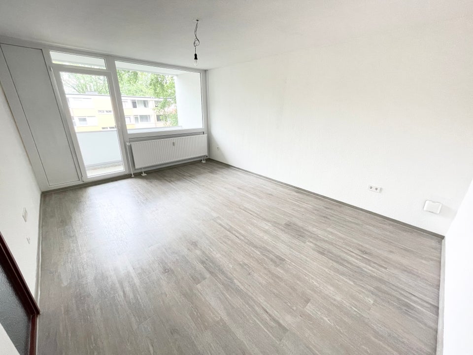 Kernsanierte EG-Wohnung inkl. ebenerdiger Dusche - Foto 1