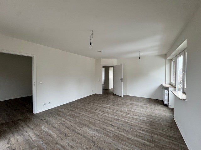 Gelegenheit: günstige 3-Zimmer-Wohnung mit Ausblick - Photo 1