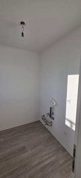 Für Sie renoviert! 2-Zimmer-Wohnung mit Dachterrasse - Foto 4