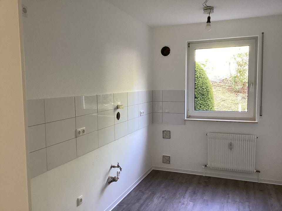 Miet mich - großzügige 5-Zimmer-Wohnung in guter Wohnlage - Photo 2
