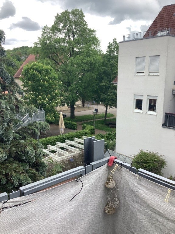 Wohnen im Herzen von Grötzingen -gemütliche 2 Zimmer im 2. DG mit Balkon - Foto 3