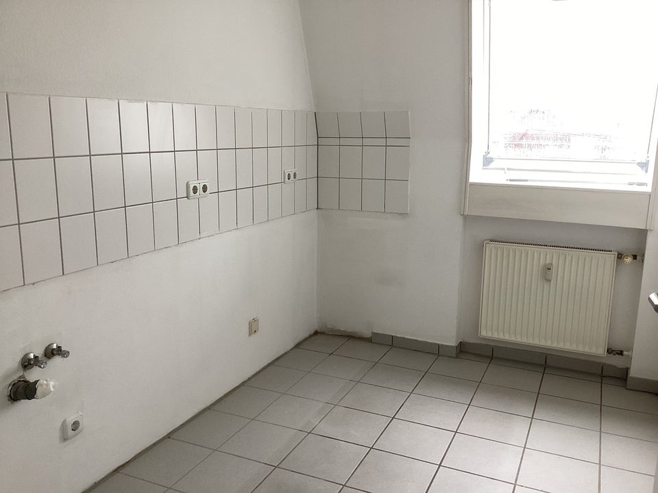 Seniorenwohnung ab 65.Jahren - frisch renoviert! - Photo 3