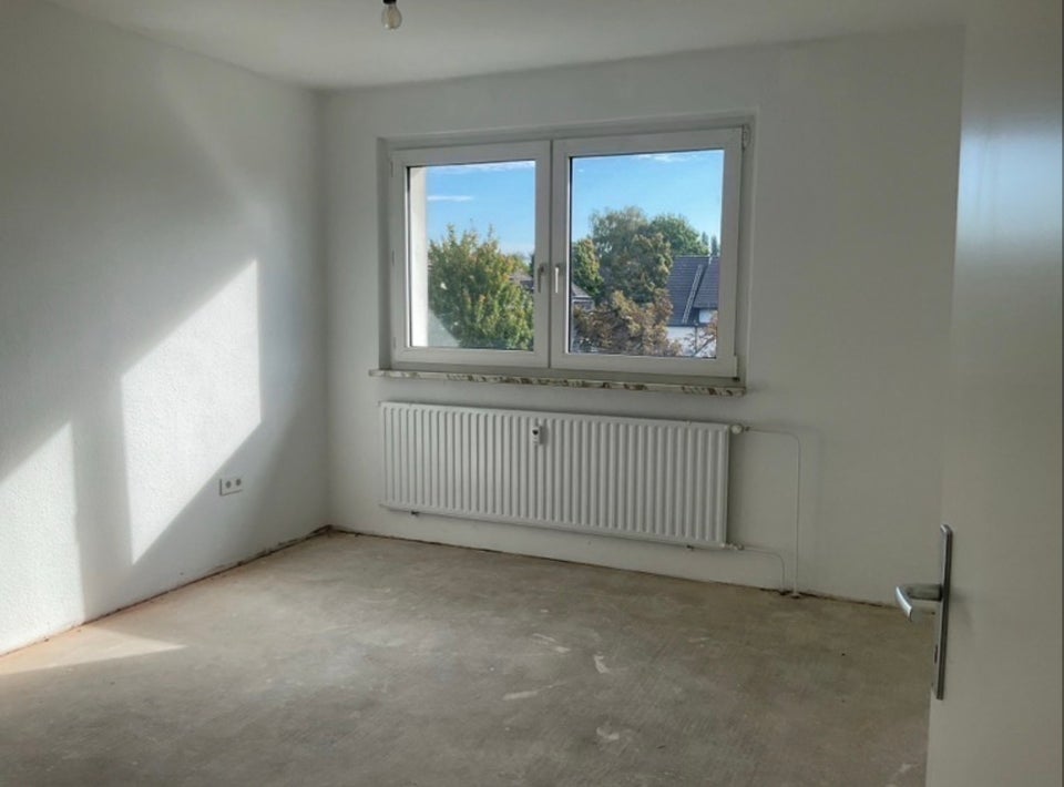 Wohnung mit Balkon in grüner Lage! - Photo 1