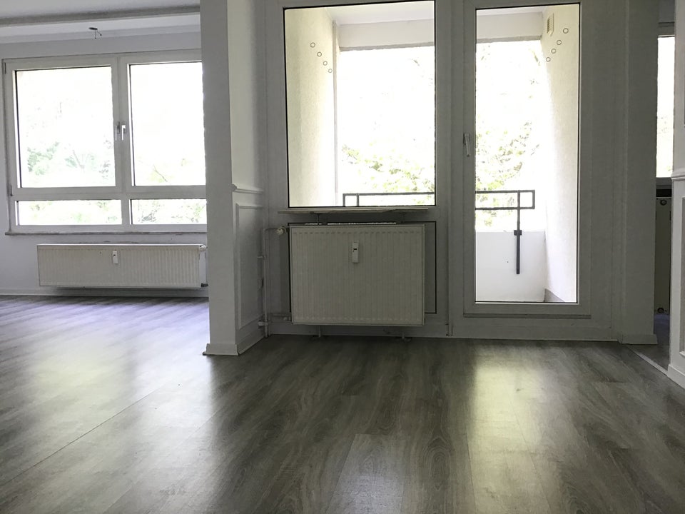 Charmante 3-Raum-Wohnung mit Balkon zur Hofseite! - Photo 4