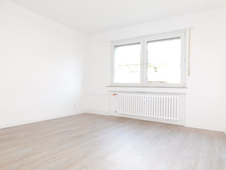 Sonnige 3-Zi.-Whg. mit neuem Boden - Foto 1