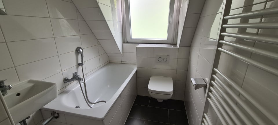 Schicke Wohnung im Kaiserviertel - Foto 1
