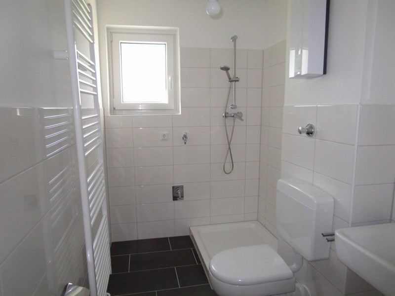Schöner Wohnen in dieser günstig geschnittenen 3-Zi.-Wohnung - Foto 3