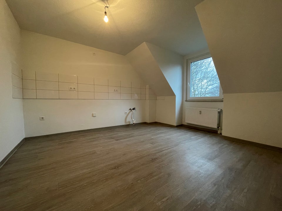 Weitläufige 2-Zimmer Dachgeschoss Wohnung in beliebter Wohngegend - Foto 5