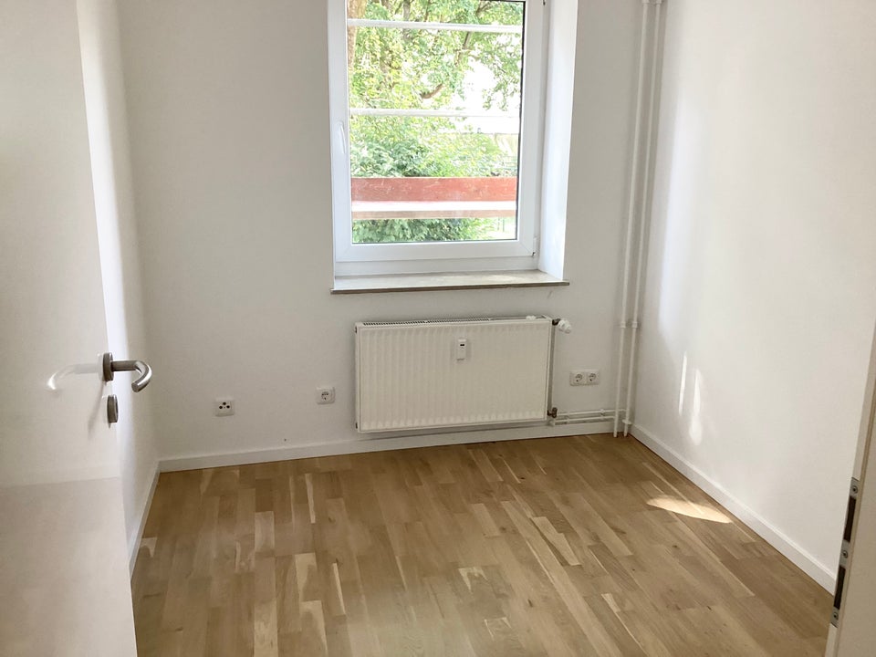 Schicke 2,5-Zimmer-Wohnung mit Tageslichtabd und Balkon - Photo 1