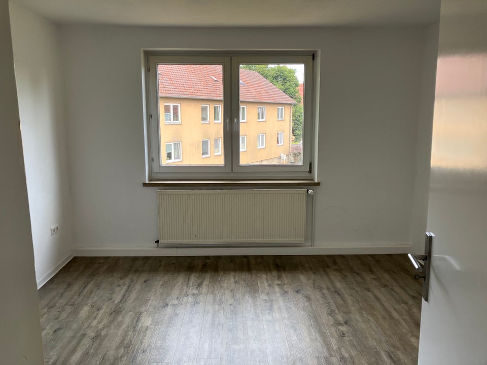 Hier hat jeder seinen Platz: gut geschnittene 3-Zimmer-Wohnung - Foto 3