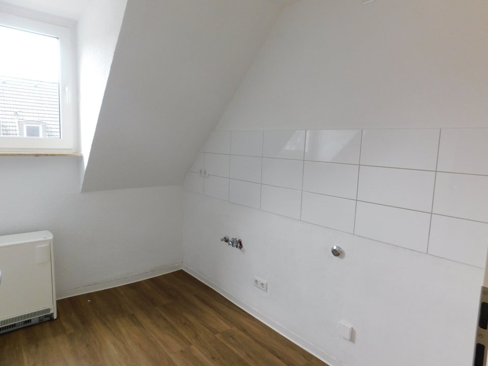 Hier lässt es sich aushalten: individuelle 2-Zi.-Wohnung mit Ausblick - Photo 3