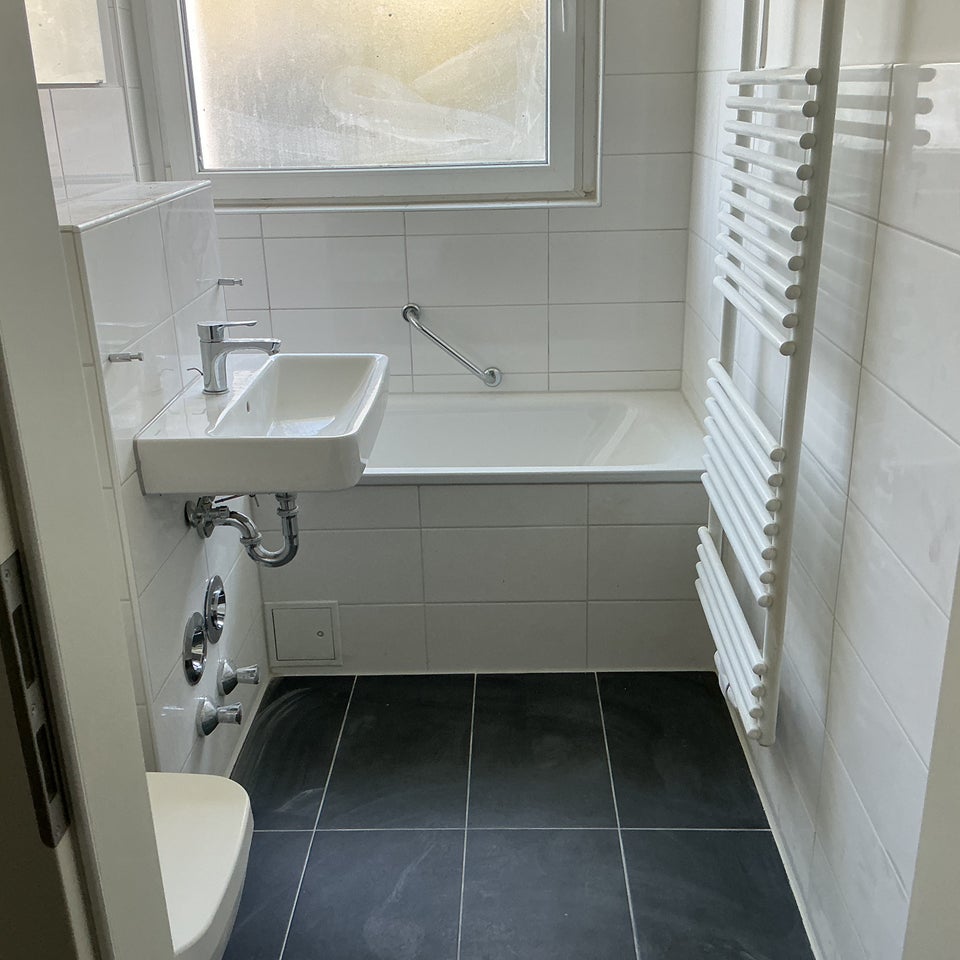 Schöner Wohnen in dieser günstig geschnittenen 3-Zi.-Wohnung - Foto 1