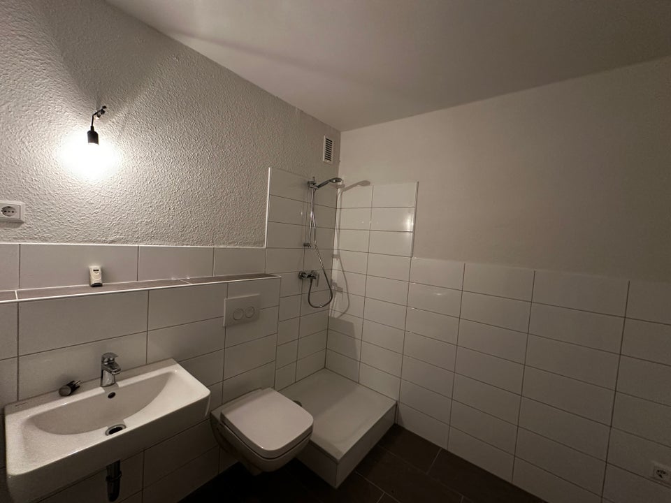 Kurler Wohngenuss: Geräumige 3-Zimmer-Oase in Dortmunds grüner Oase - Foto 3