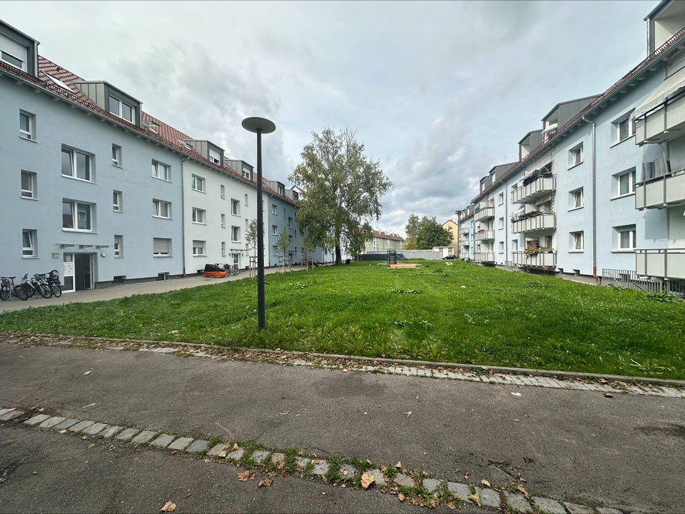 Für Singles oder Paare: 2-Zimmer Dachgeschosswohnung mit Loggia - Foto 3