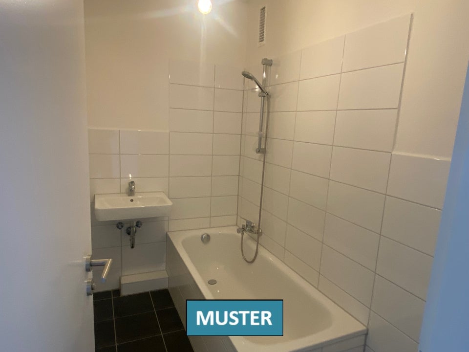 Schöne Wohnung sucht Mieter: praktische 3-Zimmer-Wohnung - Foto 3
