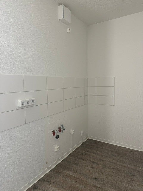 Sanierte Wohnung in Uninähe für Studenten/Azubis - Gebäude noch in Sanierung befindlich. - Photo 3