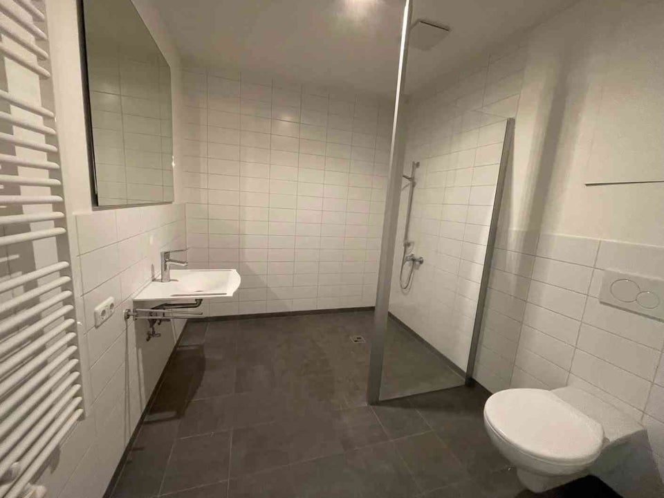 Rollstuhlgerechte 2 Raumwohnung mit Terrasse - Foto 2