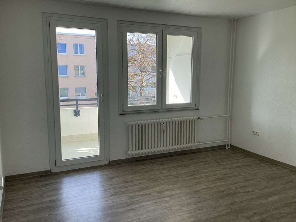 Helle 3-Zimmerwohnung mit Einbauküche und Balkon - Foto 5
