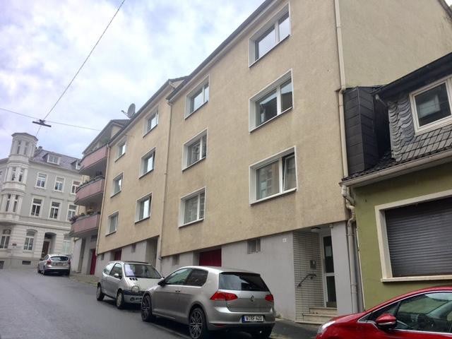 Frisch renovierte 3-Zi.-Whg. mit neuem Bad und Balkon - Photo 2