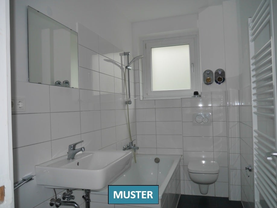 Wohn(t)raum: Sanierte 3-Zimmer-Wohnung mit Balkon - Photo 1
