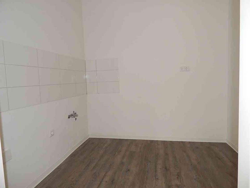 Gut geschnittene 1,5-Zi.-Wohnung mit Balkon und Dusche - Photo 1