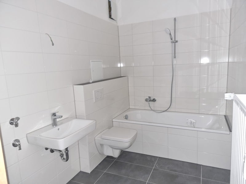 Frisch saniert: Willkommen im neuen Zuhause! - Foto 4