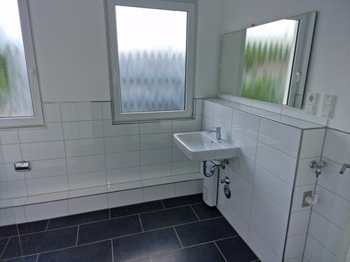 Einziehen und Wohnen: Erstbezug 2-Zi.-Wohnung mit Balkon in Bonn-Plittersdorf - Foto 4