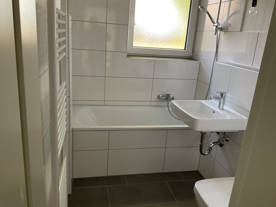 Schöne Wohnung: individuelle 3-Zimmer-Wohnung - Photo 2