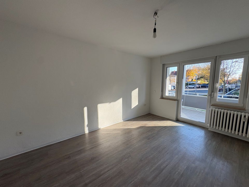 Attraktiver Wohnraum mit durchdachtem Grundriss - Foto 1