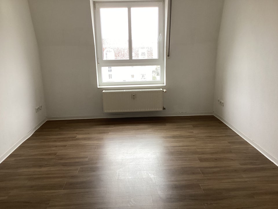 Seniorenwohnung ab 65.Jahren - frisch renoviert! - Photo 2