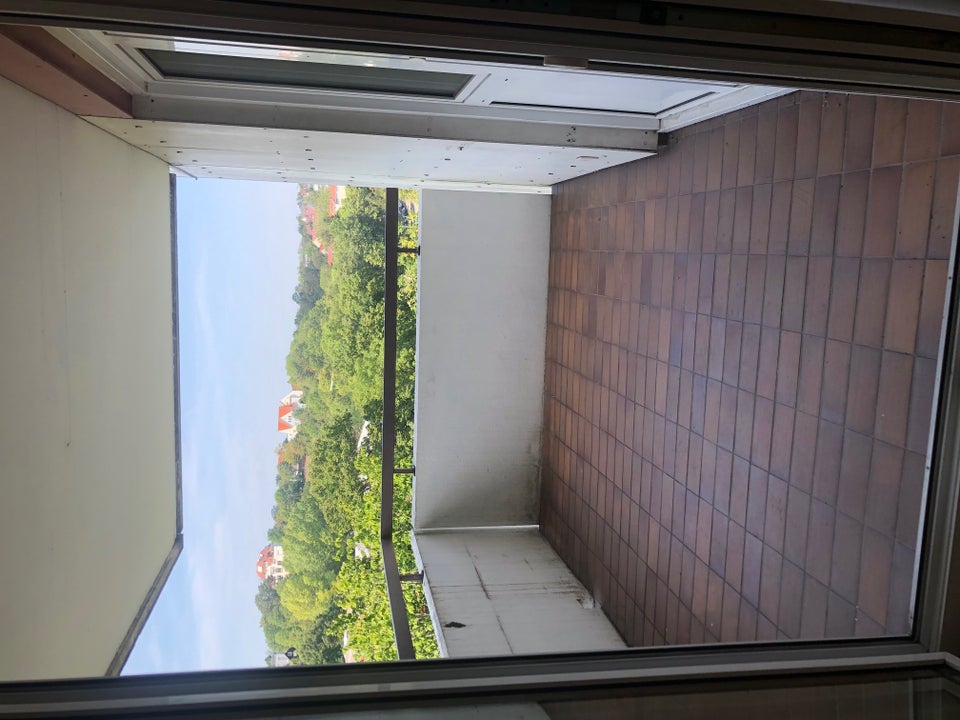 Familienglück: weitläufige 4-Zimmer-Wohnung - Photo 2