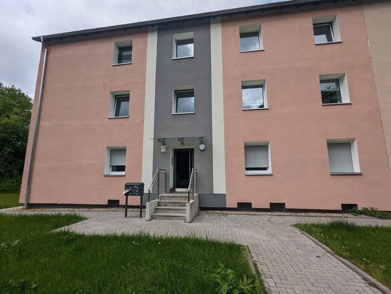 Günstige 2,5-Zimmerwohnung in zentraler Lage - Photo 3