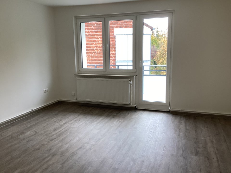 Hier macht wohnen Spaß: praktisches 1-Zi.-Appartment mit Balkon sofort anmietbar. - Foto 1