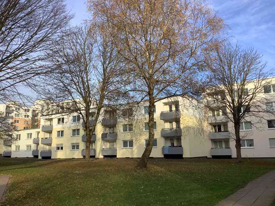 Sanierte 3 Zimmer-Wohnung mit Balkon im Erdgeschoß in Baumheide - Foto 4