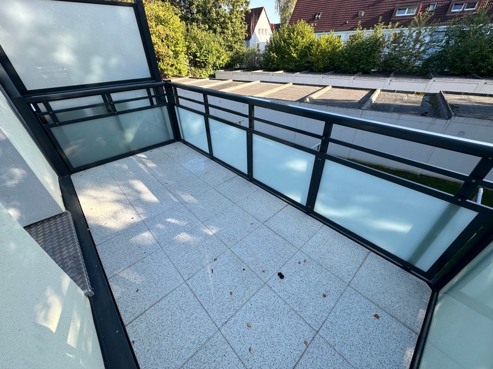 Perfekte Lage: 2,5-Zimmer-Wohnung mit großem Balkon! - Photo 5
